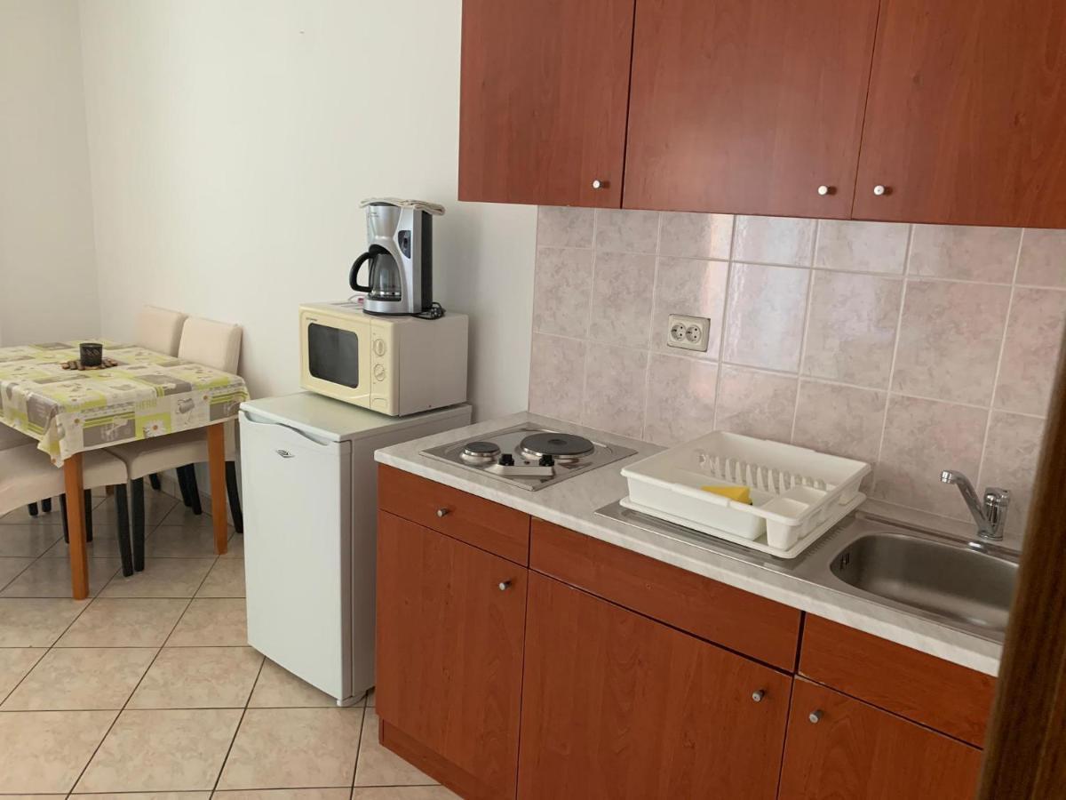 Sobe I Apartmani Til Crikvenica Buitenkant foto