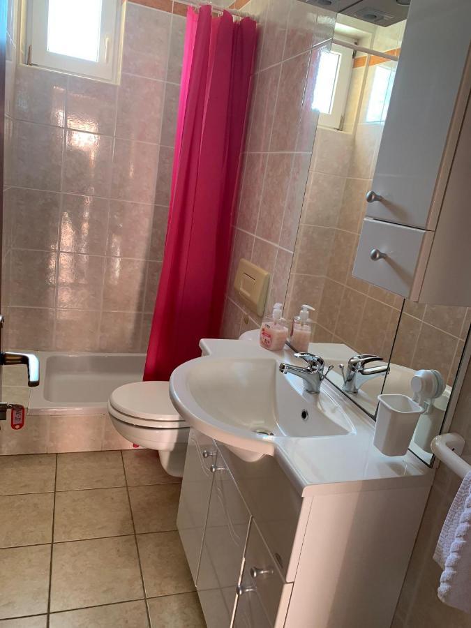 Sobe I Apartmani Til Crikvenica Buitenkant foto